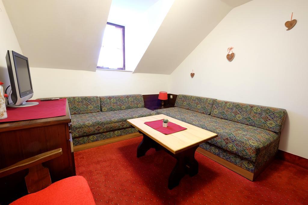 Alpenhotel Marcius Sonnenalpe Nassfeld Quarto foto